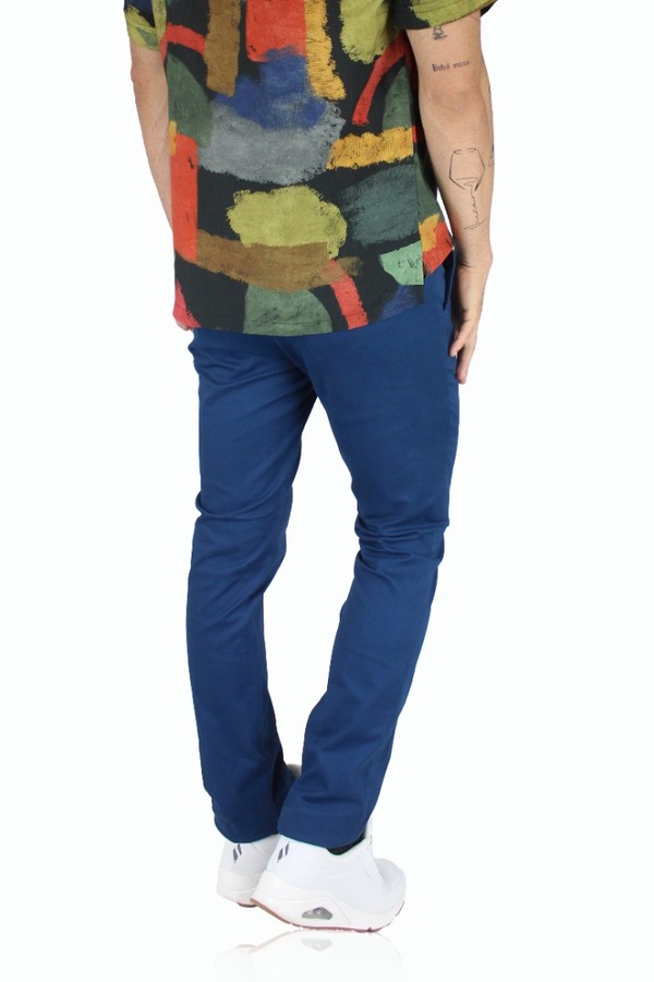 Pantalón Chino Color Azul Plúmbago Slim Fit De Algodón Para Hombre